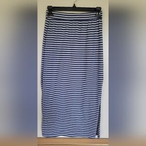 Old Navy Girls Blue and White Stripe Maxi Skirt Size Large